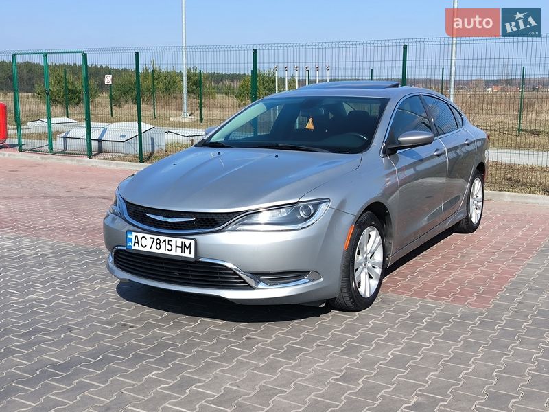 Chrysler 200 2015