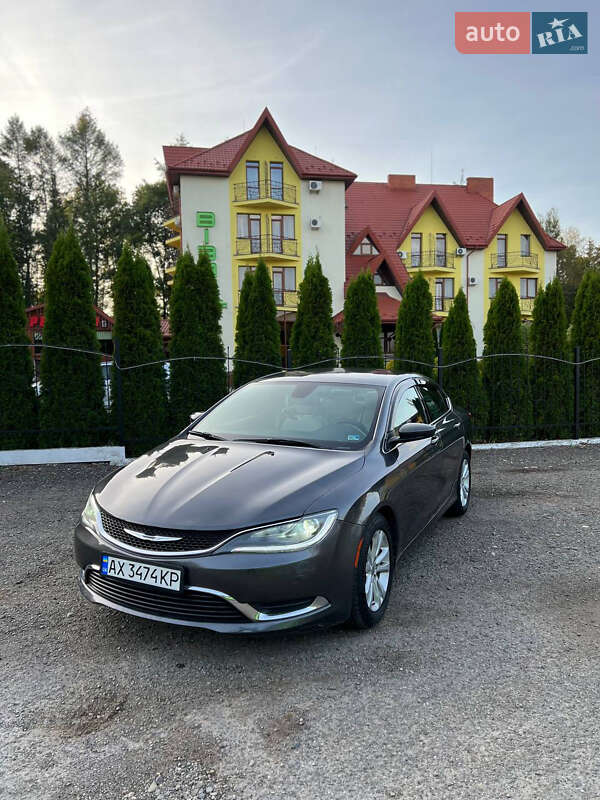 Chrysler 200 2015