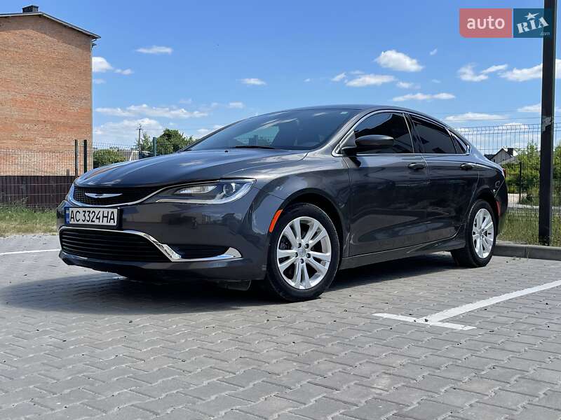 Chrysler 200 2016