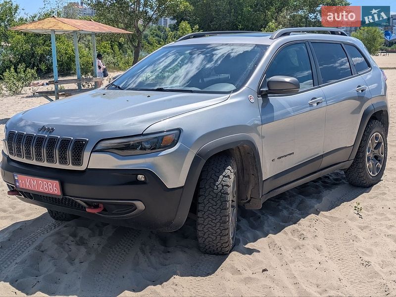 Jeep Cherokee 2021