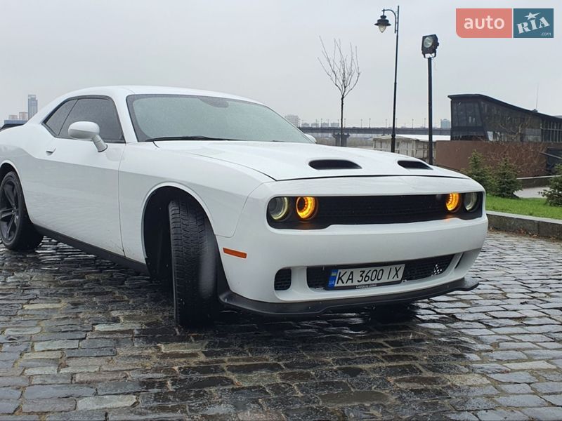 Dodge Challenger 2016