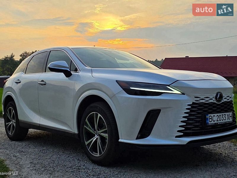 Lexus RX 2024