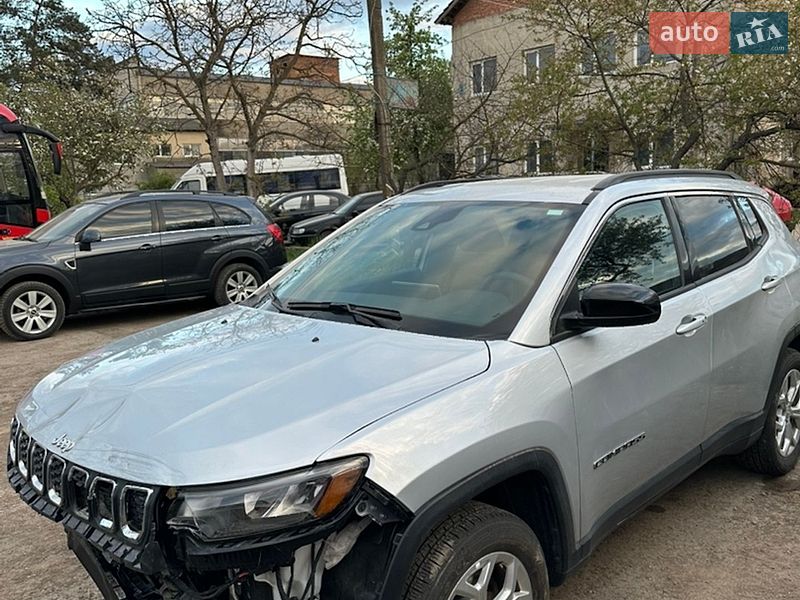 Jeep Compass 2024