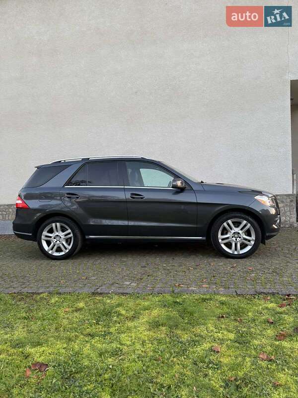 Mercedes-Benz M-Class 2012