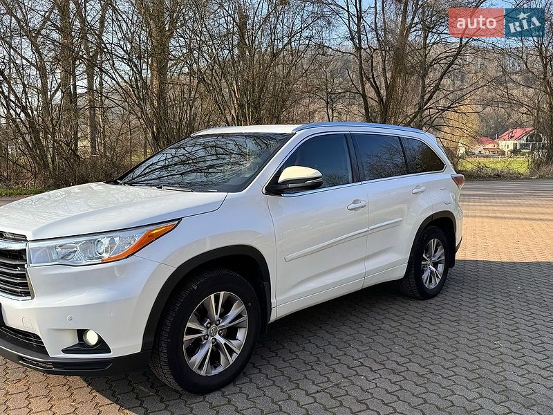 Toyota Highlander 2015