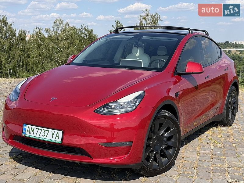 Tesla Model Y 2021