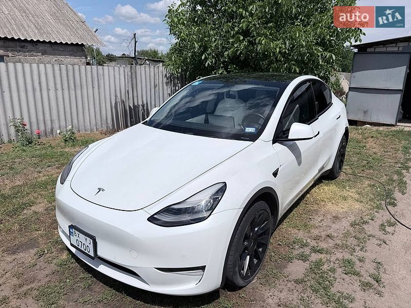 Tesla Model Y 2020