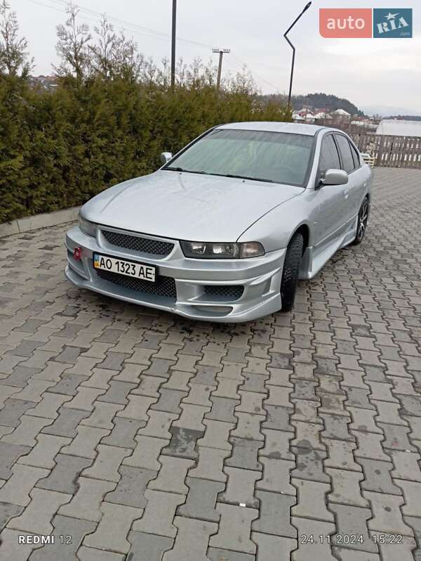 Mitsubishi Galant 1999