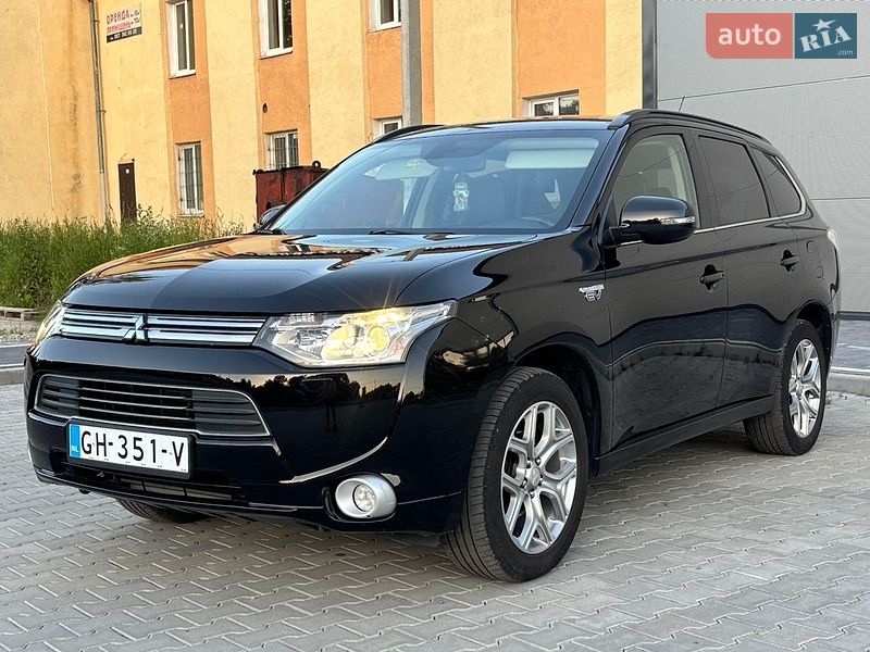 Mitsubishi Outlander 2014