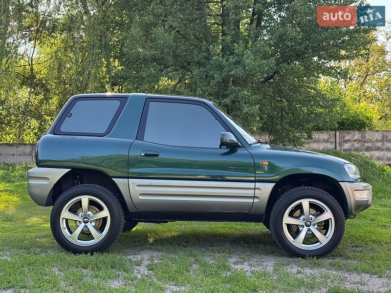 Toyota RAV4 1999