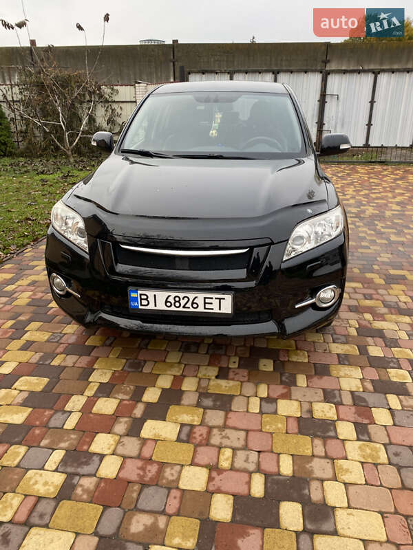Toyota RAV4 2010