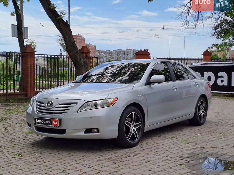 Toyota Camry 2007