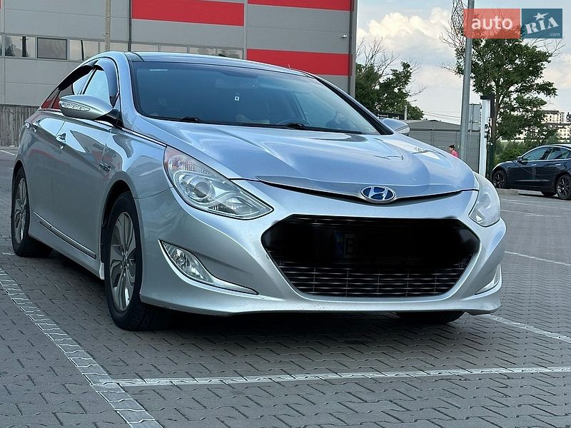 Hyundai Sonata 2013