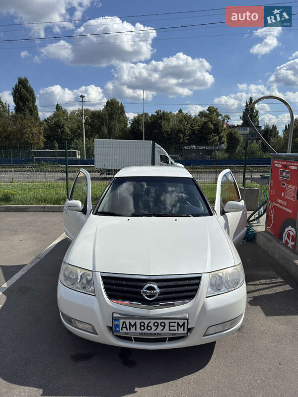 Nissan Almera 2012