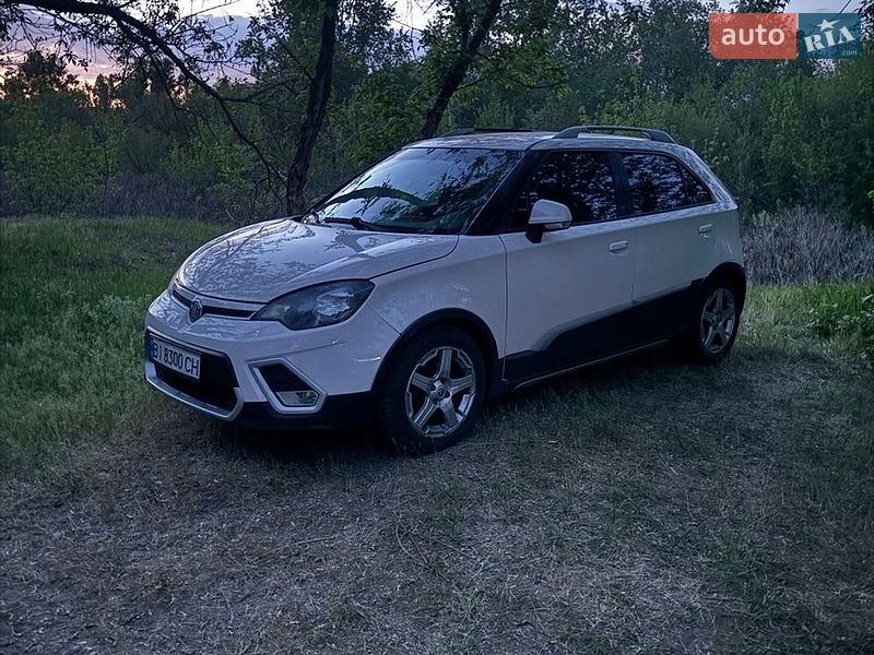 MG 3 Cross 2014