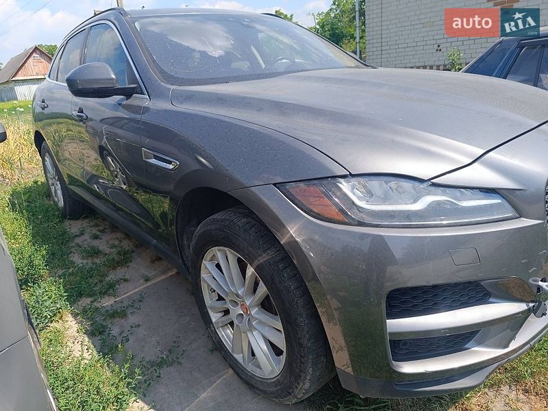 Jaguar F-Pace 2016