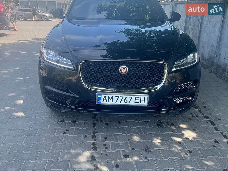 Jaguar F-Pace 2017