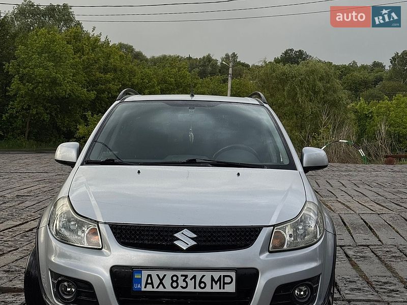 Suzuki SX4 2011