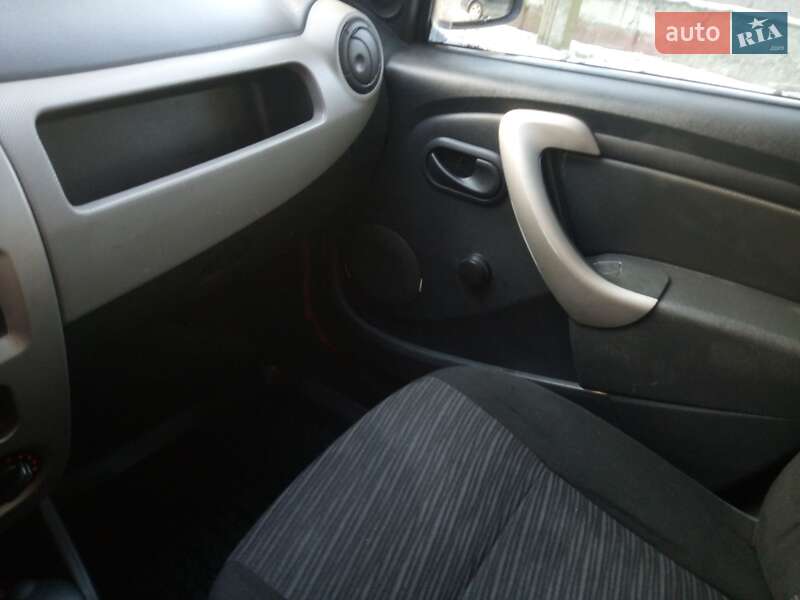 Dacia Logan 2008