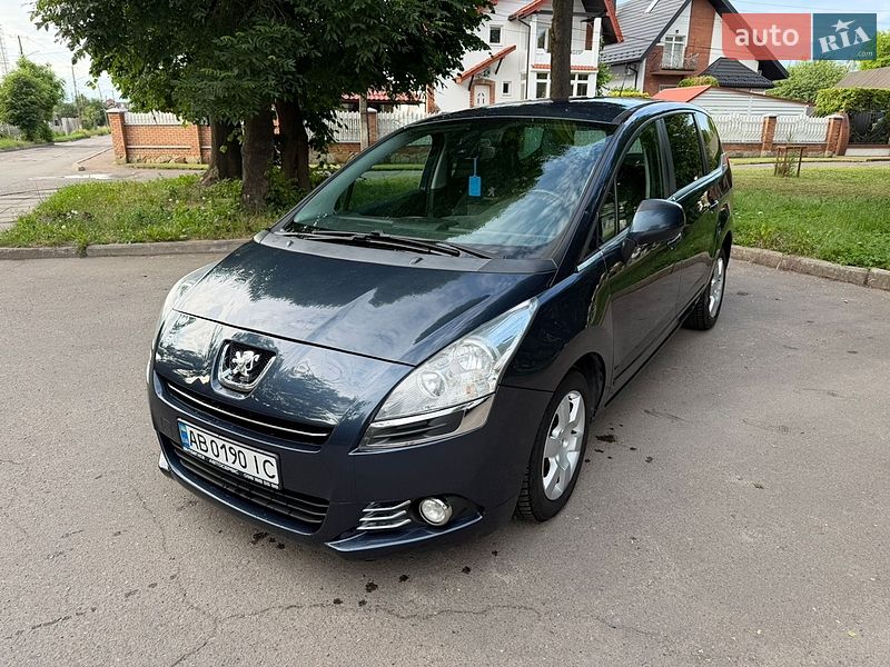 Peugeot 5008 2013