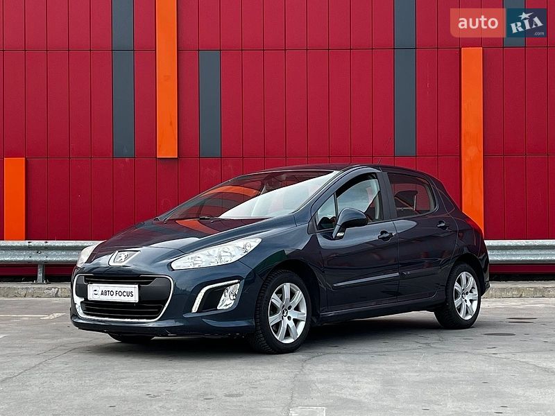 Peugeot 308 2011