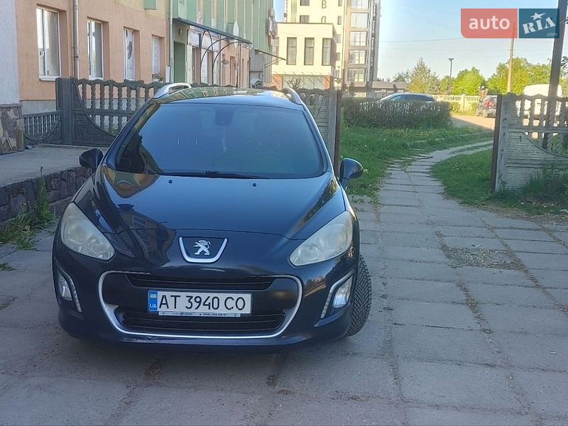 Peugeot 308 2012