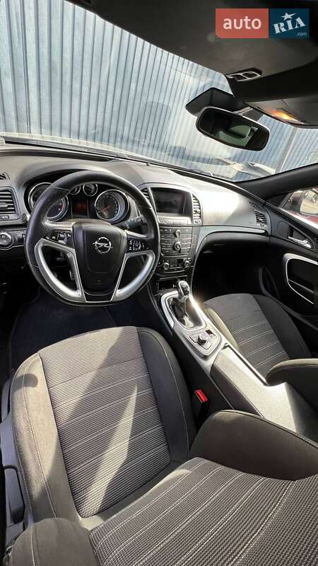 Opel Insignia 2011