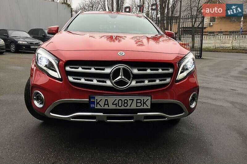 Mercedes-Benz GLA-Class 2019