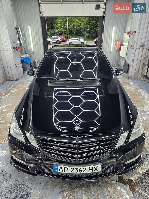 Mercedes-Benz E-Class 2012