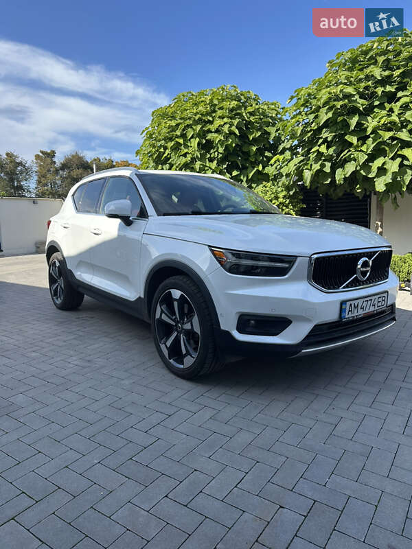 Volvo XC40 2018