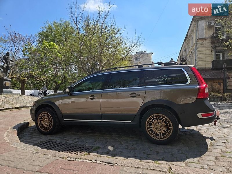 Volvo XC70 2012