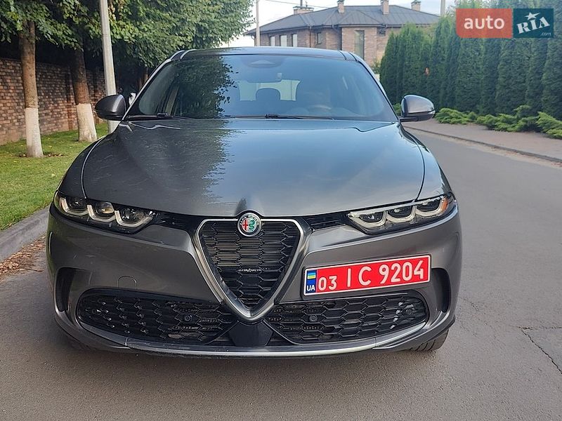 Alfa Romeo Tonale 2023