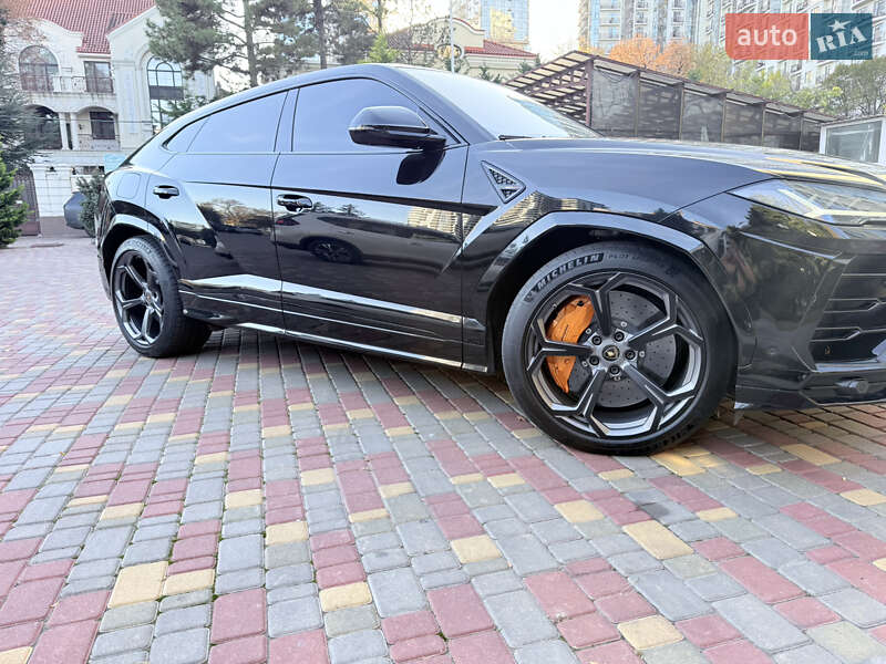 Lamborghini Urus 2020