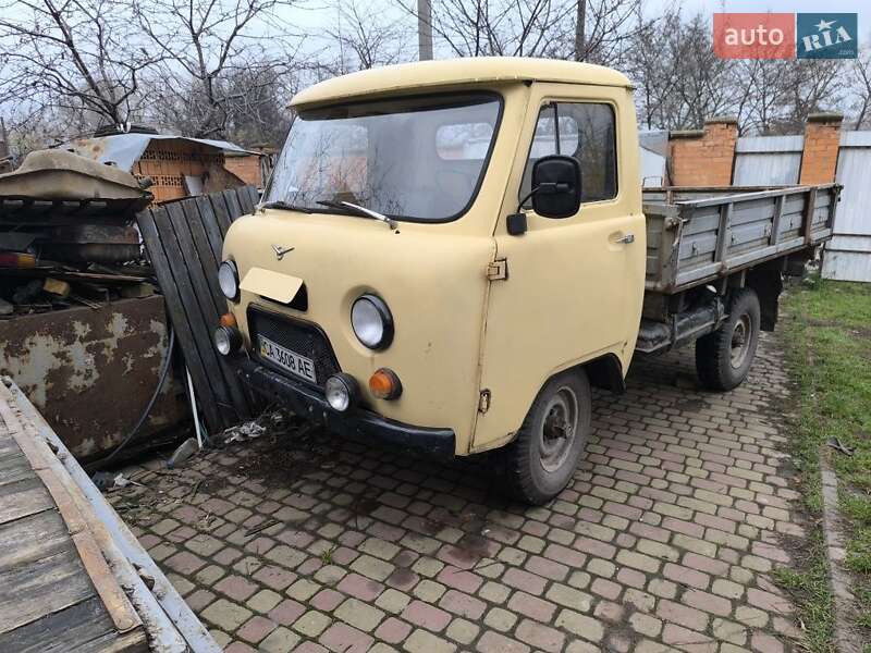 УАЗ 3303 1988
