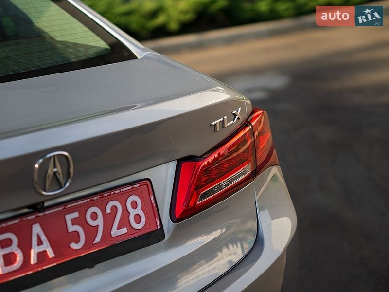 Acura TLX 2019