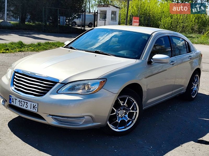 Chrysler 200 2014