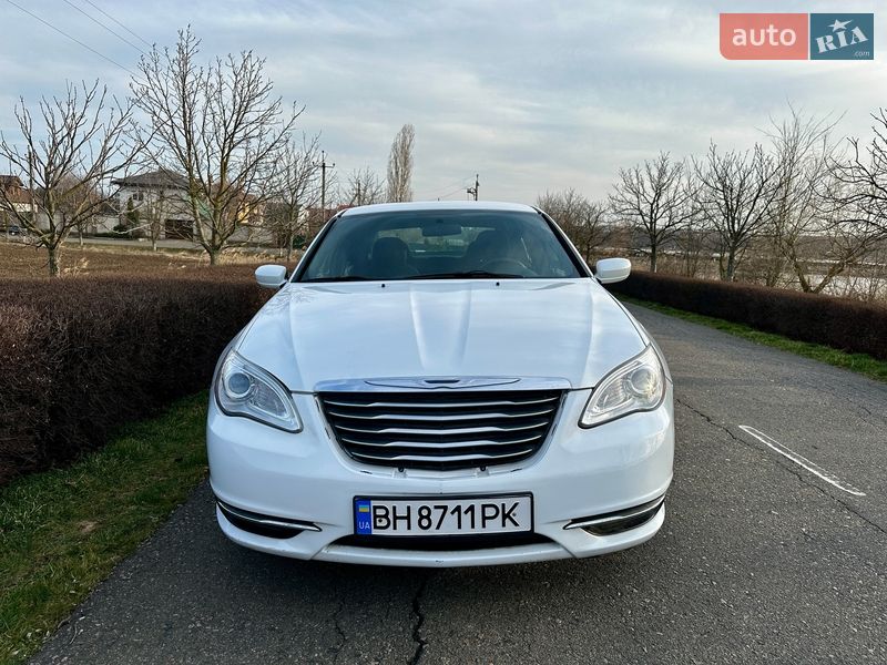 Chrysler 200 2014
