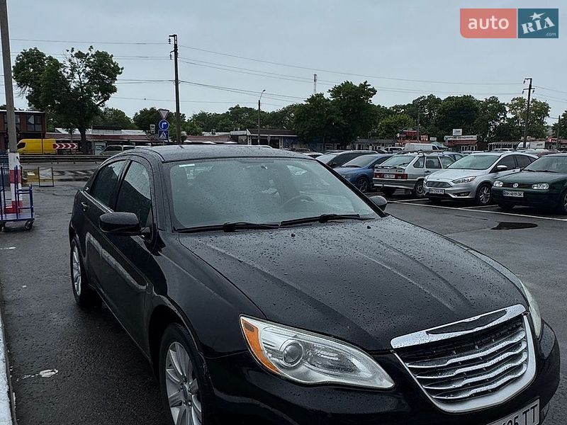 Chrysler 200 2012