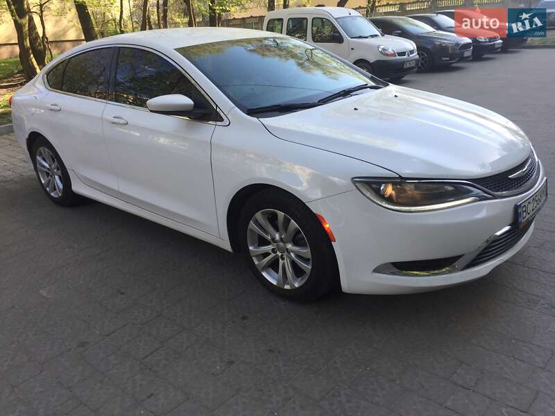 Chrysler 200 2015