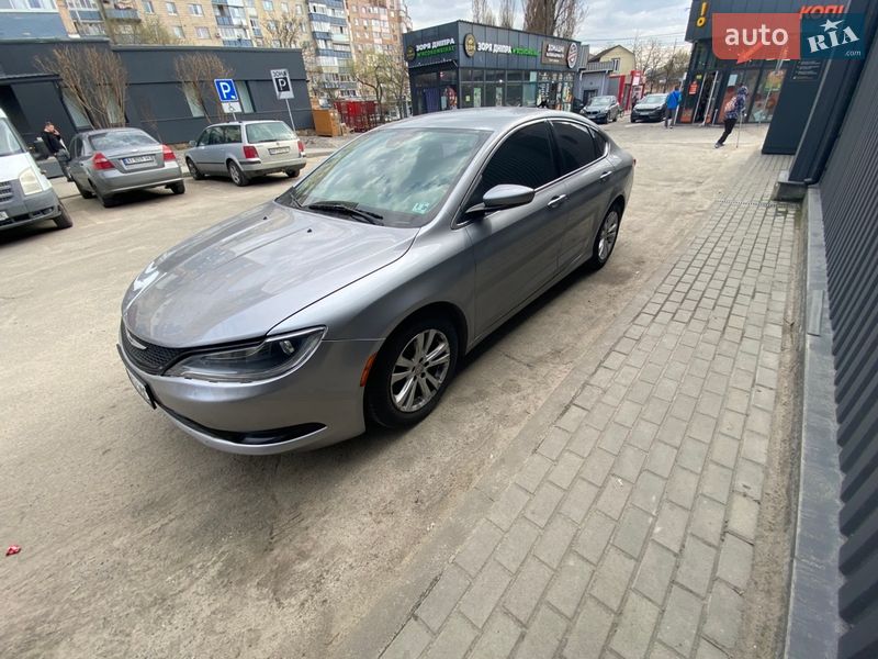 Chrysler 200 2015
