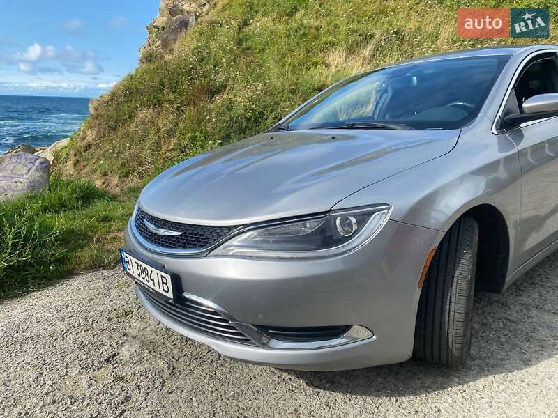 Chrysler 200 2015