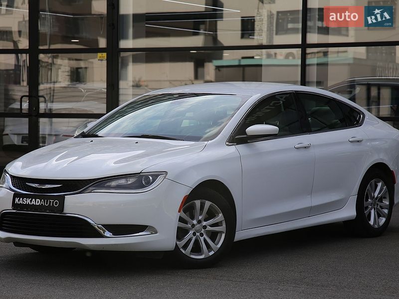 Chrysler 200 2015