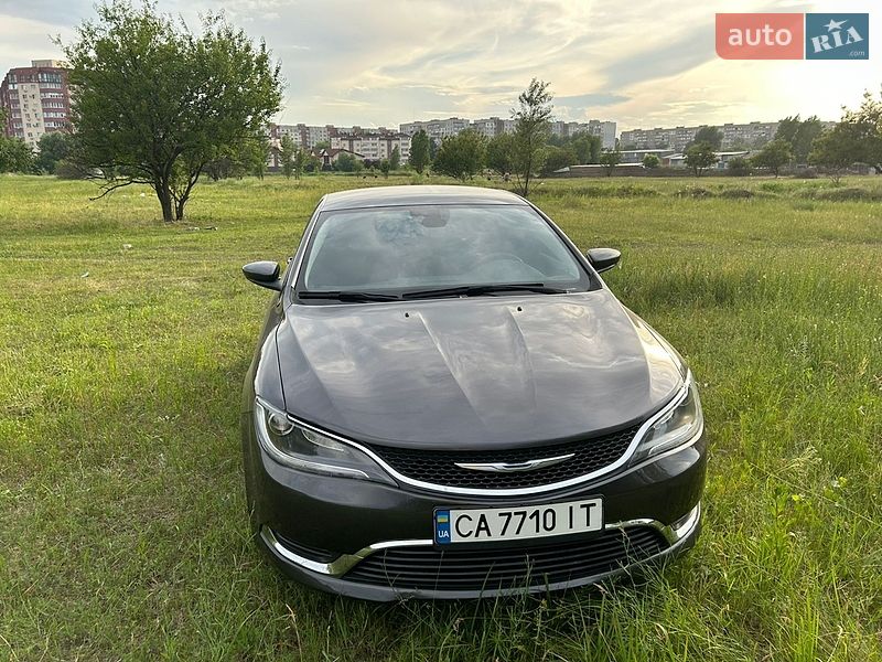 Chrysler 200 2015