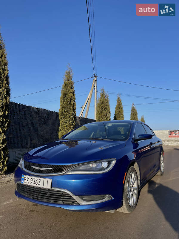 Chrysler 200 2016