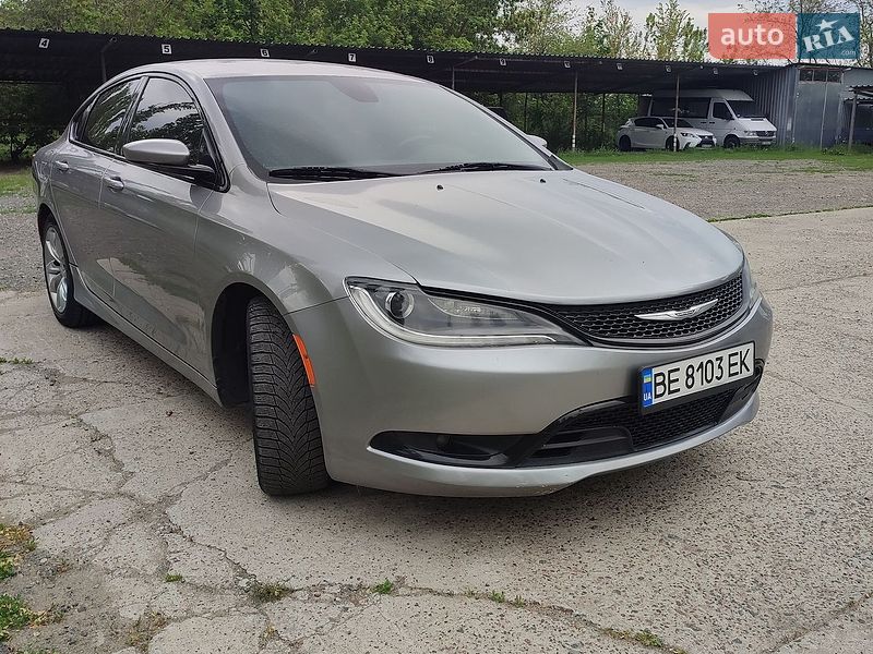 Chrysler 200 2015