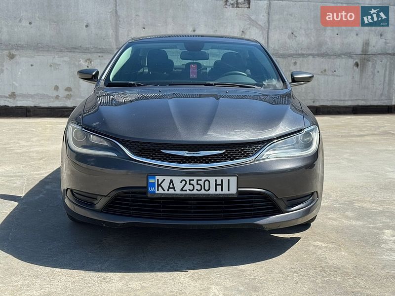 Chrysler 200 2016