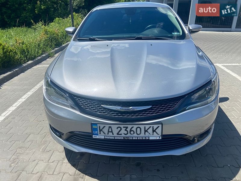 Chrysler 200 2016