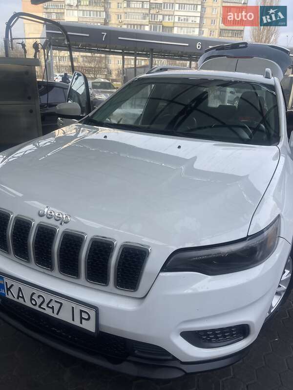 Jeep Cherokee 2020