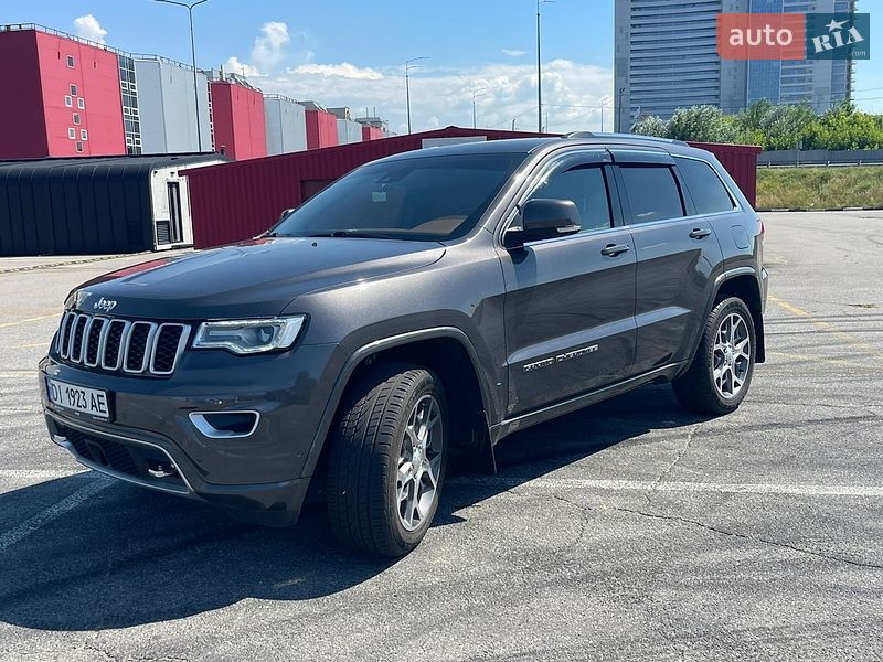 Jeep Grand Cherokee 2021