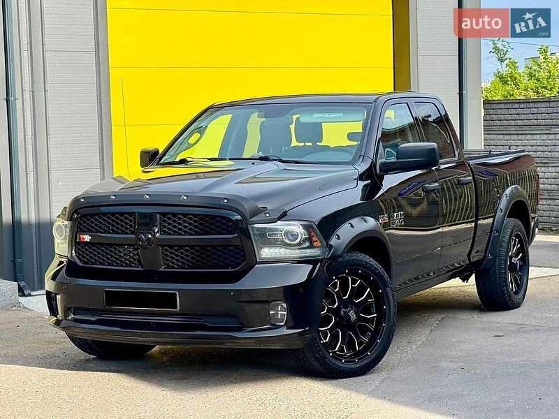 Dodge RAM 1500 2014